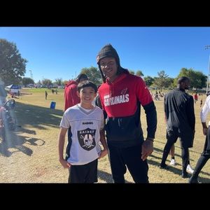 Meet your Posher, Ezaraiah